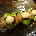 味十味 - アスパラ皮巻き