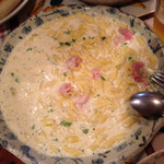 青い月 - ペンネと生ハムのクリームソース