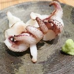 すし匠 - 墨烏賊の赤ちゃんのゲソ