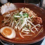 Misoya Raimon - おすすめ辛味噌ラーメン　肉みそを溶かすと辛みが倍増　うま辛でおいしい(^_^)v