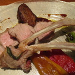 エノテカ・オルモ・デル・カウカソ - フォアグラは奥側に