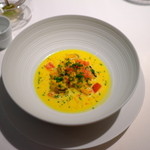 オマージュ - モンサンミッシェル ムール貝のスープ