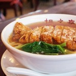 担々亭 - ヂーペイタンメン（豚ロースラーメン）