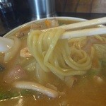 チャイナタウン - 太い丸麺