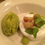 organ - ココナッツのブランマルジェ オレンジとバジルのソルベ添え