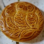 新宿中村屋 - （2015/7月）池袋のいけふうろうを思わせる「ふうろう」月餅