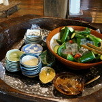 大松家 - 新鮮なキュウリは、サービスだとか・・