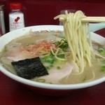 東洋軒 - 麺の硬さは普通にしています。
       
      注文時に硬さの指定ができます。