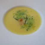 トウモロコシのスープ　雲丹と胡瓜