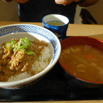 Yoshinoya - 鶏そぼろ飯