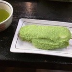 横丁とうふ店 最上川千本だんご - ずんだん団子130円