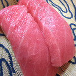 廻転寿司 海鮮 - 中トロ