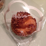 相模原菓子工房 ら・ふらんす - 横山シュー。 皮も中のクリームも美味しい！シュークリームの久々のヒット作です！