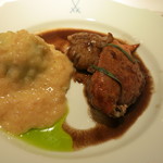 レストラン コバヤシ - フランス　ブルターニュ産　オマールエビのシヴェ　ホタテガイのラヴィオリ添え