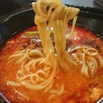 らぁ麺 紫陽花 - 麺リフト　麻辣担々麺（大辛）