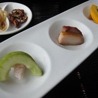 中国料理 カリュウ(ヨコハマ グランド インターコンチネンタル ホテル) - 口取り／前菜三種盛合わせ