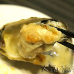 鉄板焼きバル 輪 - オイスターフォルマッツォ(￥1,000+税)