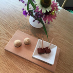 フラテッロ・ディ・ミクニ - クルミのクッキーとチョコ