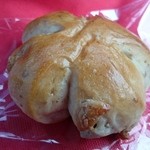 鳥居平　トリイヴィラ - くるみパン　90円