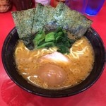 家系総本山 ラーメン 吉村家 - 味玉ラーメン201506