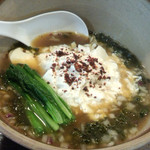 ゆし豆腐しょうゆラーメン