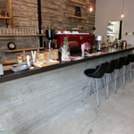 デコ カフェ - カウンター