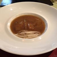 ワキヤ 一笑美茶樓 - 崑崙大排翅　ふかひれの上海風煮込み