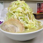拉麺 岩男 - ラーメン　野菜大盛り　ニンニク