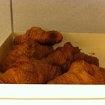 PIERRE HERMÉ PARIS - 雑然とした陳列(2011.11)