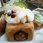 ハニトーカフェ  - ハニーソフトー　メロンDEチーズケーキ