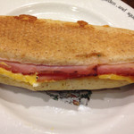 デイリーヤマザキ - 料理写真:パニーニ(ベーコンエッグ)@195円