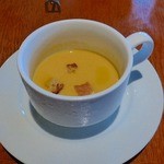 カレント - ランチのスープ：人参とジャガイモの冷製ポタージュでした