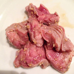 生焼きホルモン 元家 西新井本町本店