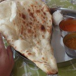 サンライズ - ナンおかわり。２枚目もデカイ。