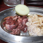 鈴見焼肉 - ホホ肉、シロ