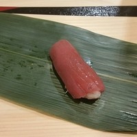 二條 葵月 - 鮪