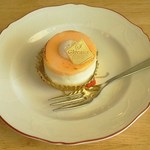 カフェ 茶華 - ケーキ：レモンチーズケーキ