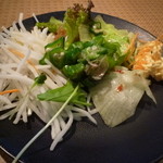 まんぷく太郎 中之郷店 - サラダ盛り合わせ