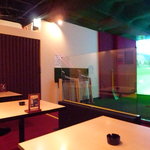 ゴルフバーナイン - 一番ブース以外は完全個室となっており、プライベートなゴルフが楽しめる。