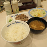 松屋 - 牛焼肉定食(￥590)