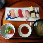 Sushi Kappou Misaki - サービスランチにぎり寿司650円