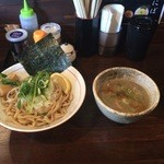 いりにぼ - 料理写真:濃厚煮干しつけそば