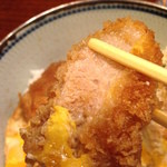 勝漫 - 厚めの国産もち豚