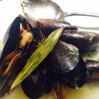 シャンパン食堂 - 