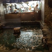 河太郎 中洲本店 - 内観(コの字の席から撮影）