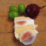 鎌倉山 - コースのデザート3品 イチヂクのショートケーキ、イチヂク、マスカットを選択