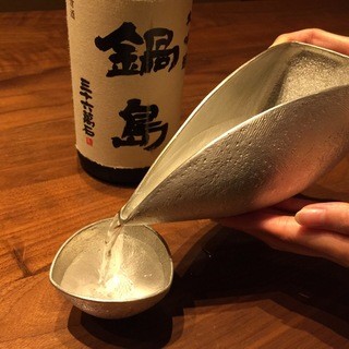 当店でしか味わえない高級錫酒器で佐賀の地酒をお楽しみ下さい