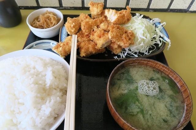求めてもまだ足りず また求める By 超暇人 なかみち食堂 杉並町 定食 食堂 食べログ