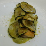 クイントカント - スズキやムール貝の上にはカリカリのズッキーニが。