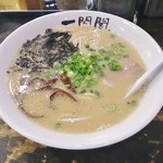 一閃閣 - Bランチ（長浜ラーメン＋チャーシューライス）750円